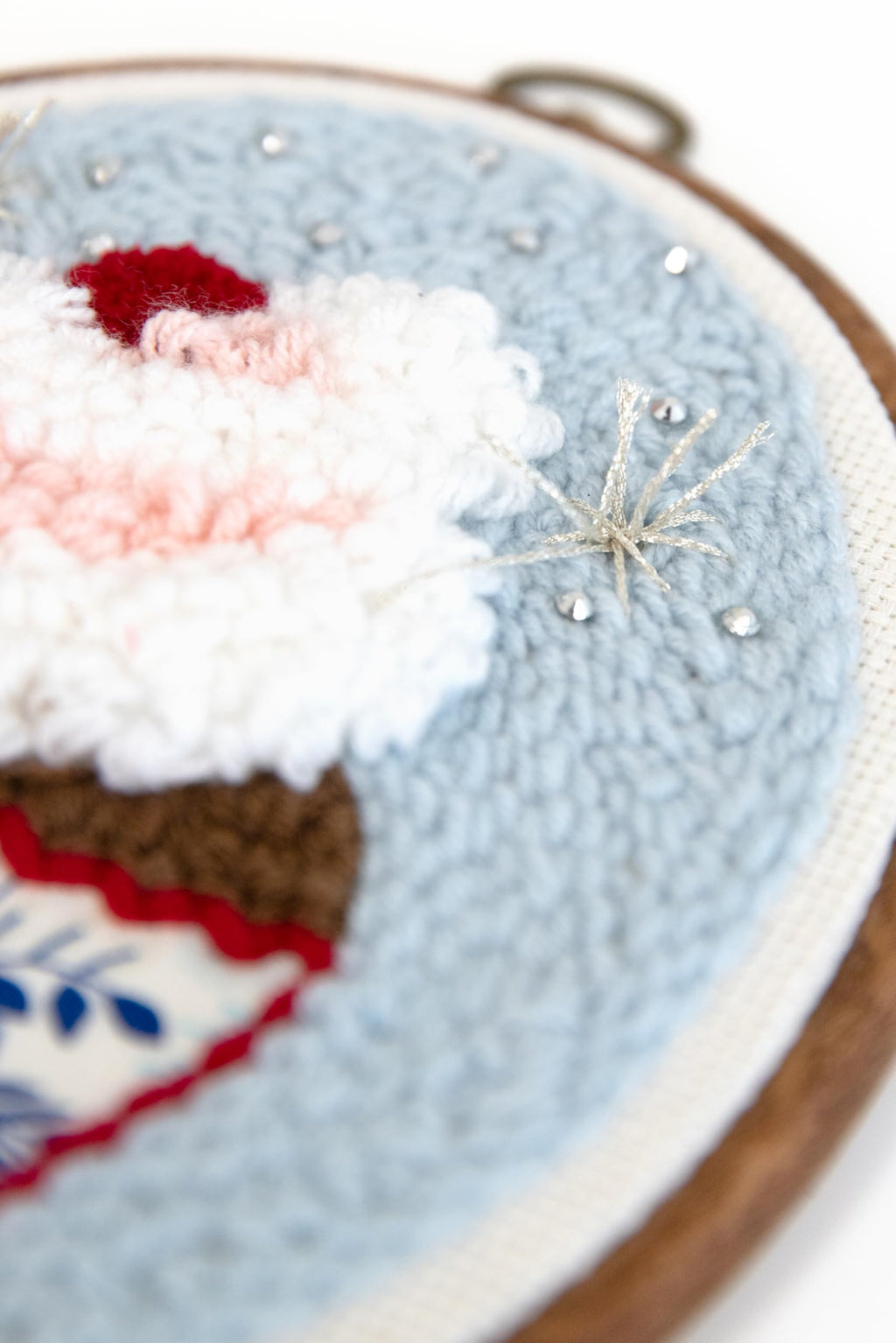 Kimberbell Patriotic Party! Punch Needle Kit – 2 Complete DIY Projects with Tool, Yarn, Hoops, Appliqué, Ribbons & Monks Cloth – Red White & Blue Punch Needle Plus Craft Kit with Video Instructions