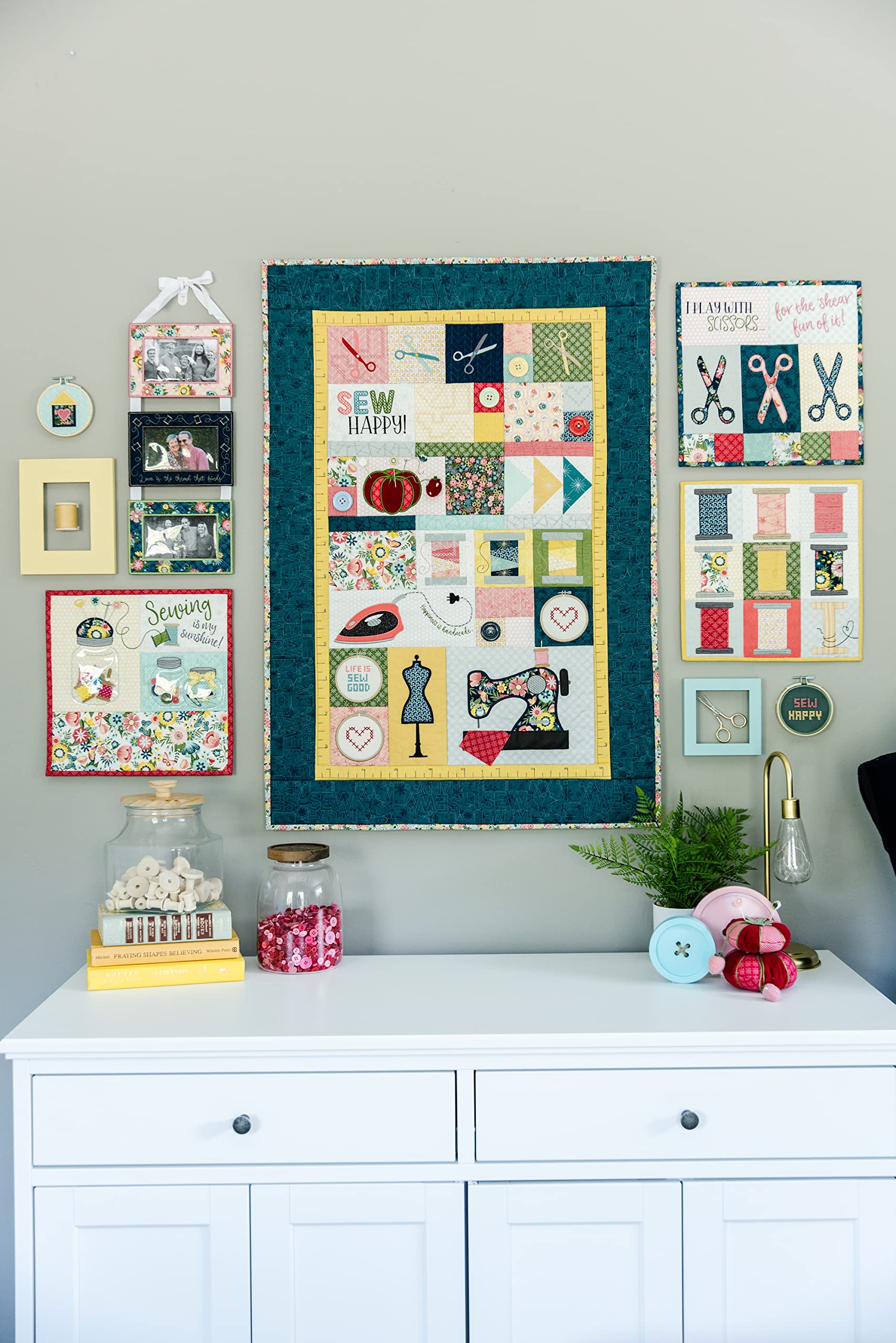 Kimberbell Oh, Sew Delightful Featured Quilt Machine Embroidery Design CD, 8 Bonus Projects: Complete Size 26x38”, Three 12x12” Quilts, 2 Mini Hoops, Easy Step-By-Step Instructions, Made in USA