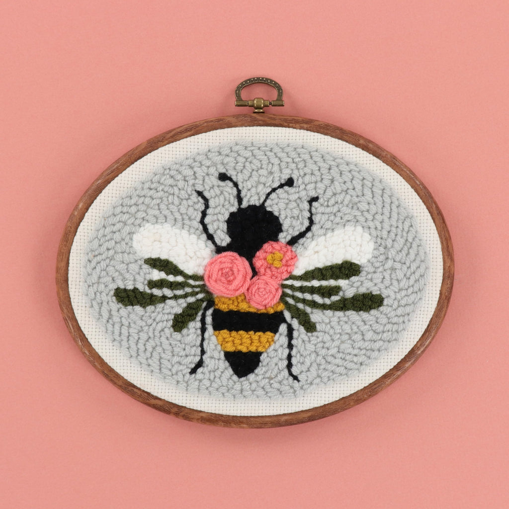 Kimberbell Punch Needle Set – Bloomin’ Bee - Complete DIY Embroidery Kit with Tool, Monks Cloth, Frame, Yarn & Dimensional Flowers – Adorable Bee Punch Needle Craft with Reusable Project Bag