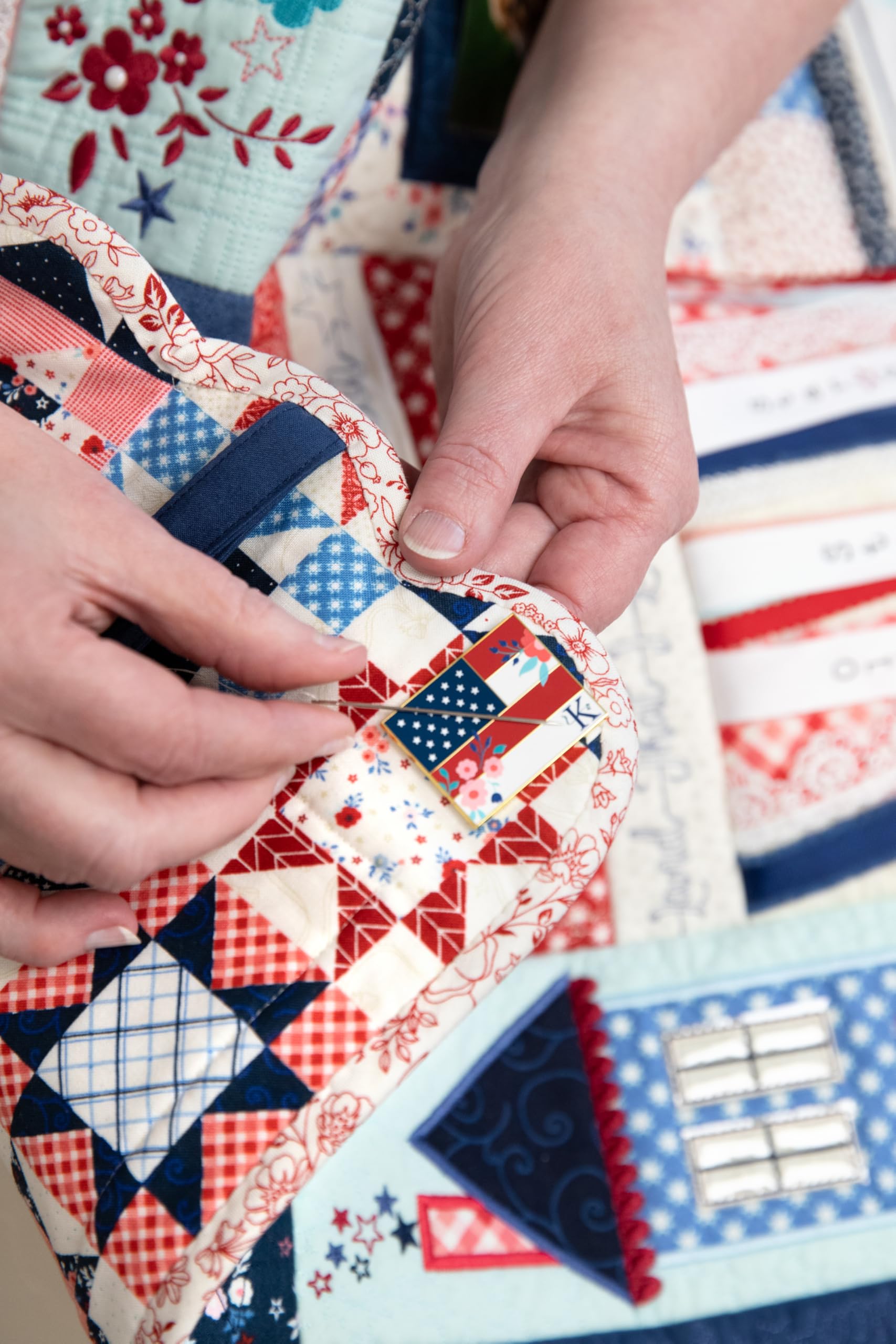Kimberbell Star-Spangled Beauty Ladder Quilt Bundle – 20"x60" Patriotic Embroidery Quilt Kit with Book, Digital Designs & Embellishments (5x7 Hoop)