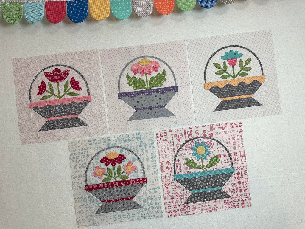 Lori Holt Flower Basket Sampler - Sew Simple Shapes, Includes 50 Templates, Flower Basket Sampler Sew Along By Bee in my Bonnet